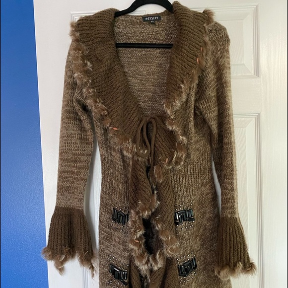 Tie front brown sweater - Picture 2 of 5